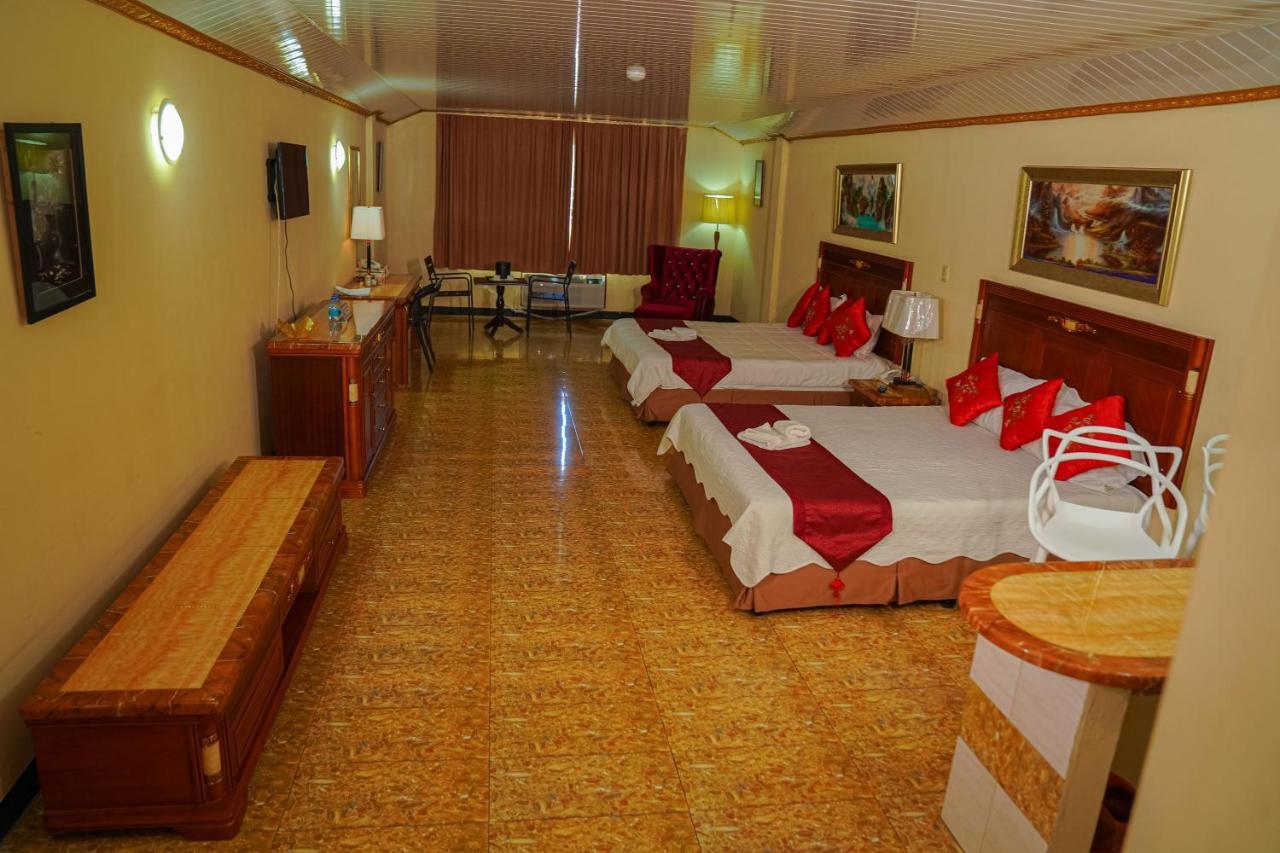Metro Hotel Couva ภายนอก รูปภาพ